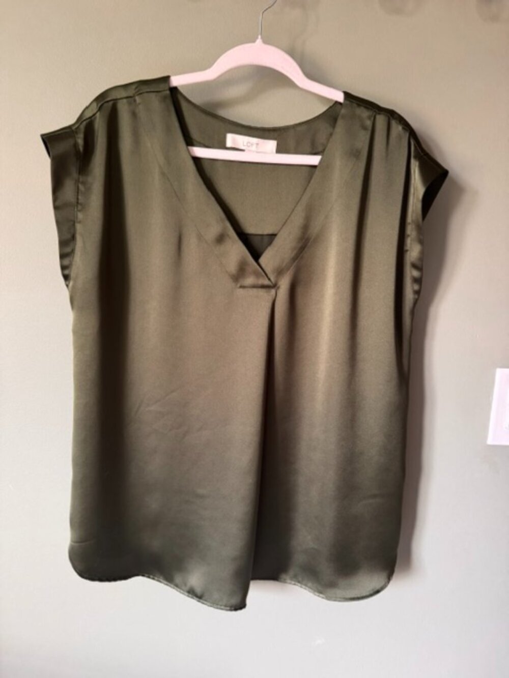 LOFT Olive Green Satin V-Neck Blouse – Size L